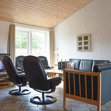 Amazing Home In Ringkbing With 6 Bedrooms, Wifi And Indoor Swimming Pool Ringkobing
