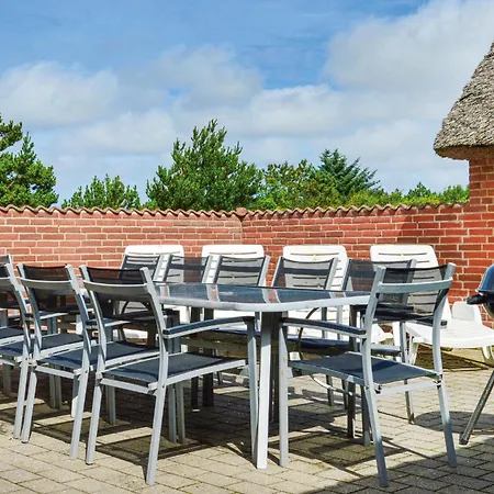 Holiday home Amazing Home In Ringkbing With 6 Bedrooms, Wifi And Indoor Swimming Pool
